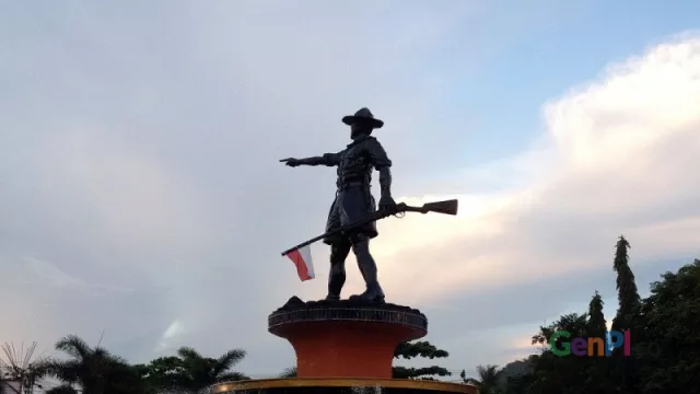 Ini Sosok Patung Pahlawan Kemerdekaan dari Gorontalo - GenPI.co