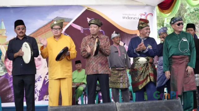 Merdunya Gurindam XII di Festival Penyengat 2019 - GenPI.co