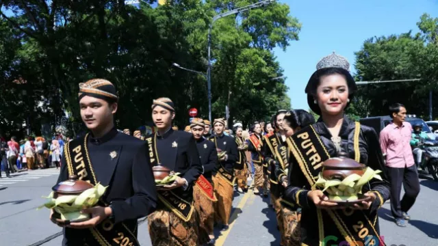 Pesta Jenang di Hari Jadi Solo - GenPI.co