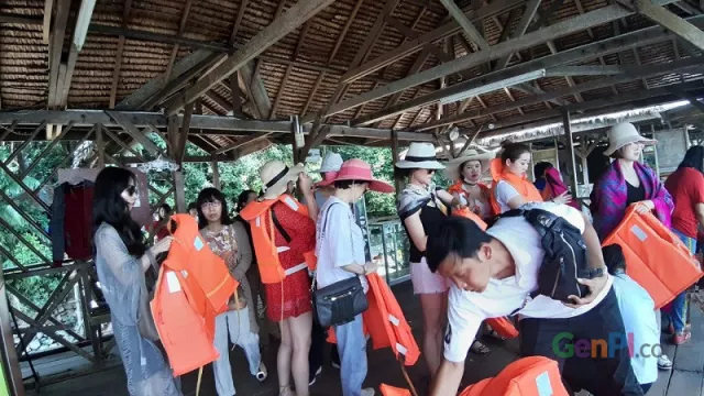 Dalam Sehari, 3.000 Turis Asing Kunjungi Lagoi Bintan - GenPI.co