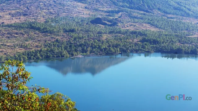 Selain Pantai, Danau Harus Jadi Andalan Pariwisata Indonesia - GenPI.co