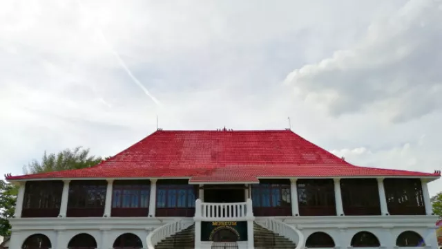 Mengintip Sejarah Museum Sultan Mahmud Badaruddin II Palembang - GenPI.co