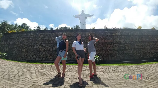 Libur Pemilu, Yuk Lihat Pesona Patung Yesus di Pulau Lembeh - GenPI.co