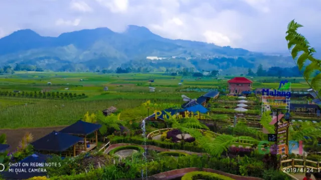 Khofifah: Potensi Desa Wisata di Jawa Timur Terus Dikembangkan - GenPI.co