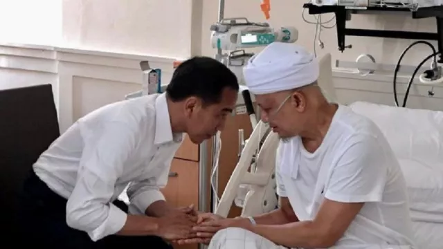 Bela Sungkawa Presiden Jokowi Atas Wafatnya Ustadz Arifin Ilham - GenPI.co