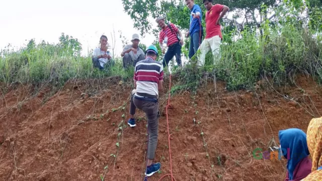 Gunung Bintan Diminati Pendaki, Pemandu Wisata Diberi Pelatihan - GenPI.co