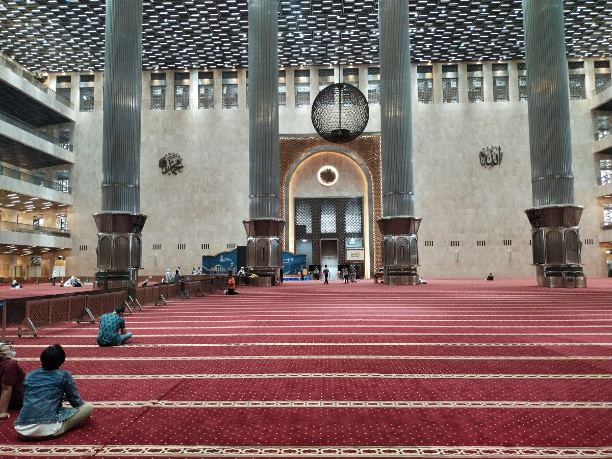 Masjid Istiqlal (2).jpg