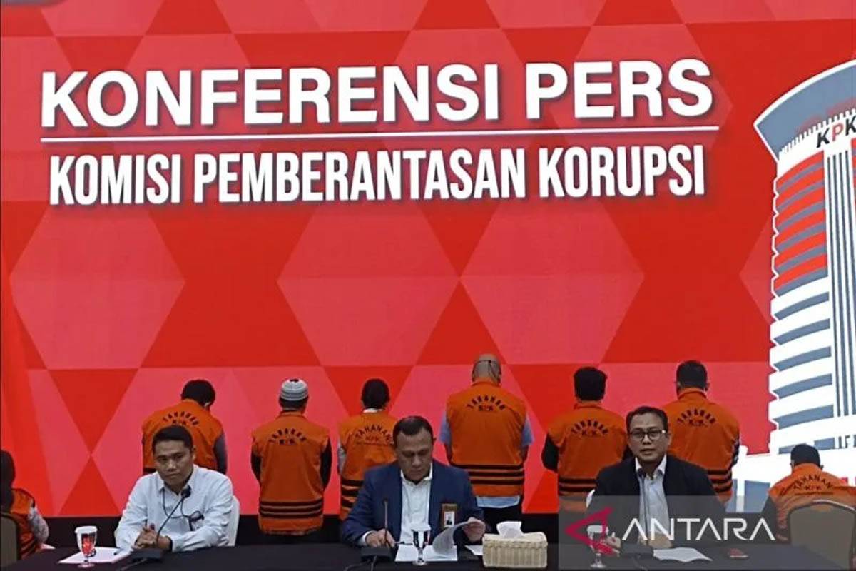 Kpk Tahan Tersangka Kasus Korupsi Tukin Kementerian Esdm Genpi Co