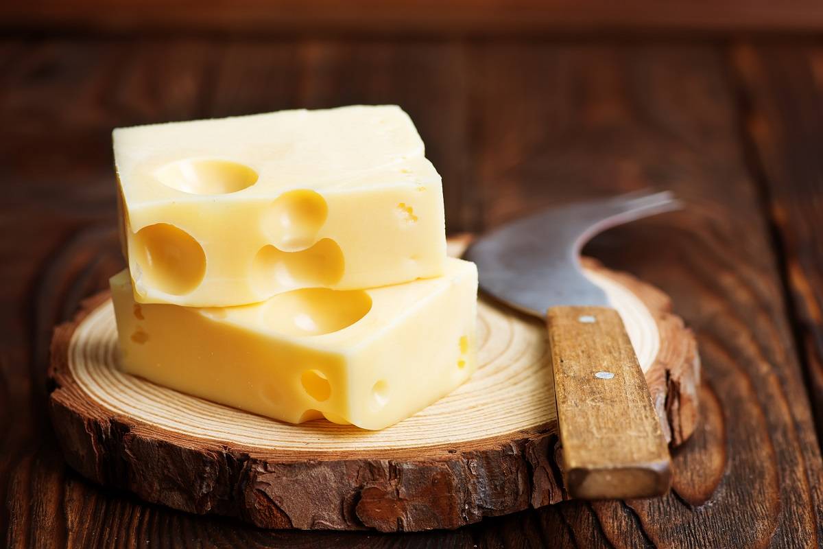 Cheese Consumption Linked to Reduced Sleep Apnea Risk