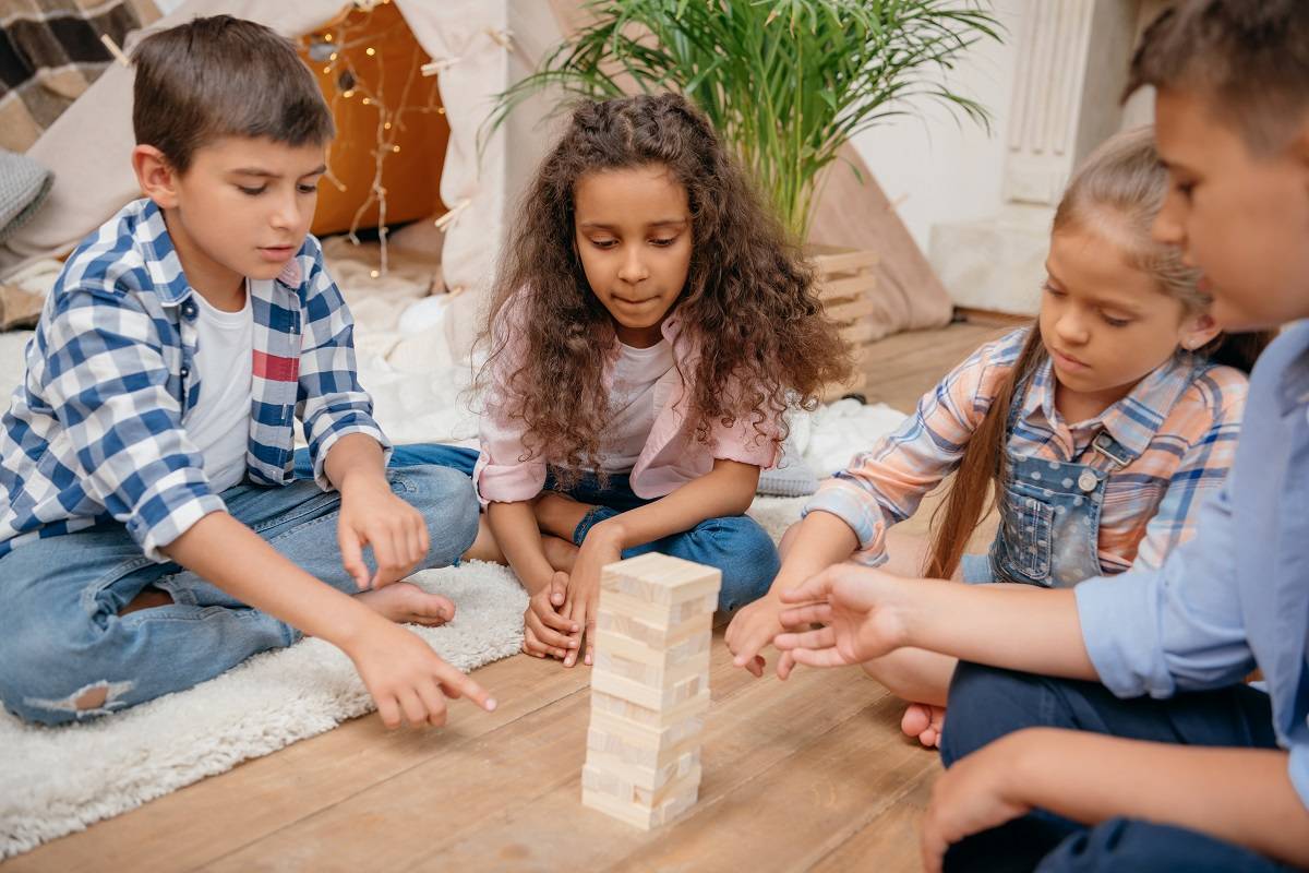 Ciptakan Lingkungan yang Sehat untuk Anak Melalui Mindful Parenting