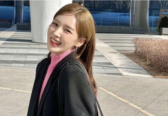 Wendy Red Velvet Suka Penampilan Unik, Daftar Kondisioner untuk Rambut Berwarna