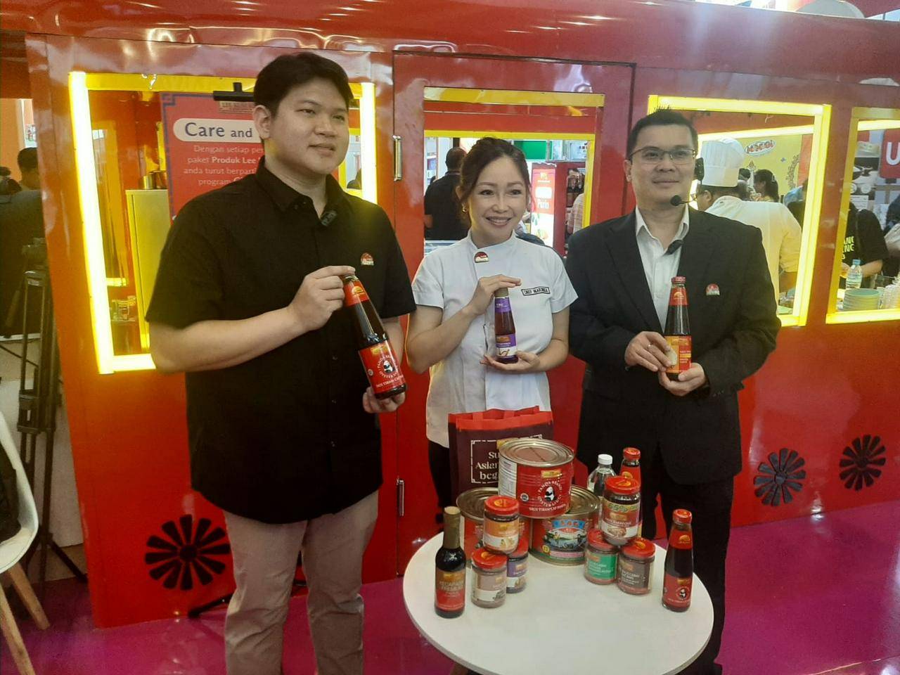 Hadir di SIAL Interfood, Lee Kum Kee Jadi Solusi Bumbu Masak Kualitas Tinggi