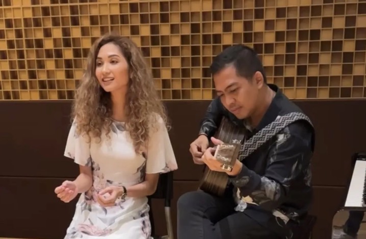 Ade Govinda dan Penyanyi Singapura Rilis Lagu Baru, Kisahnya Sangat Dalam