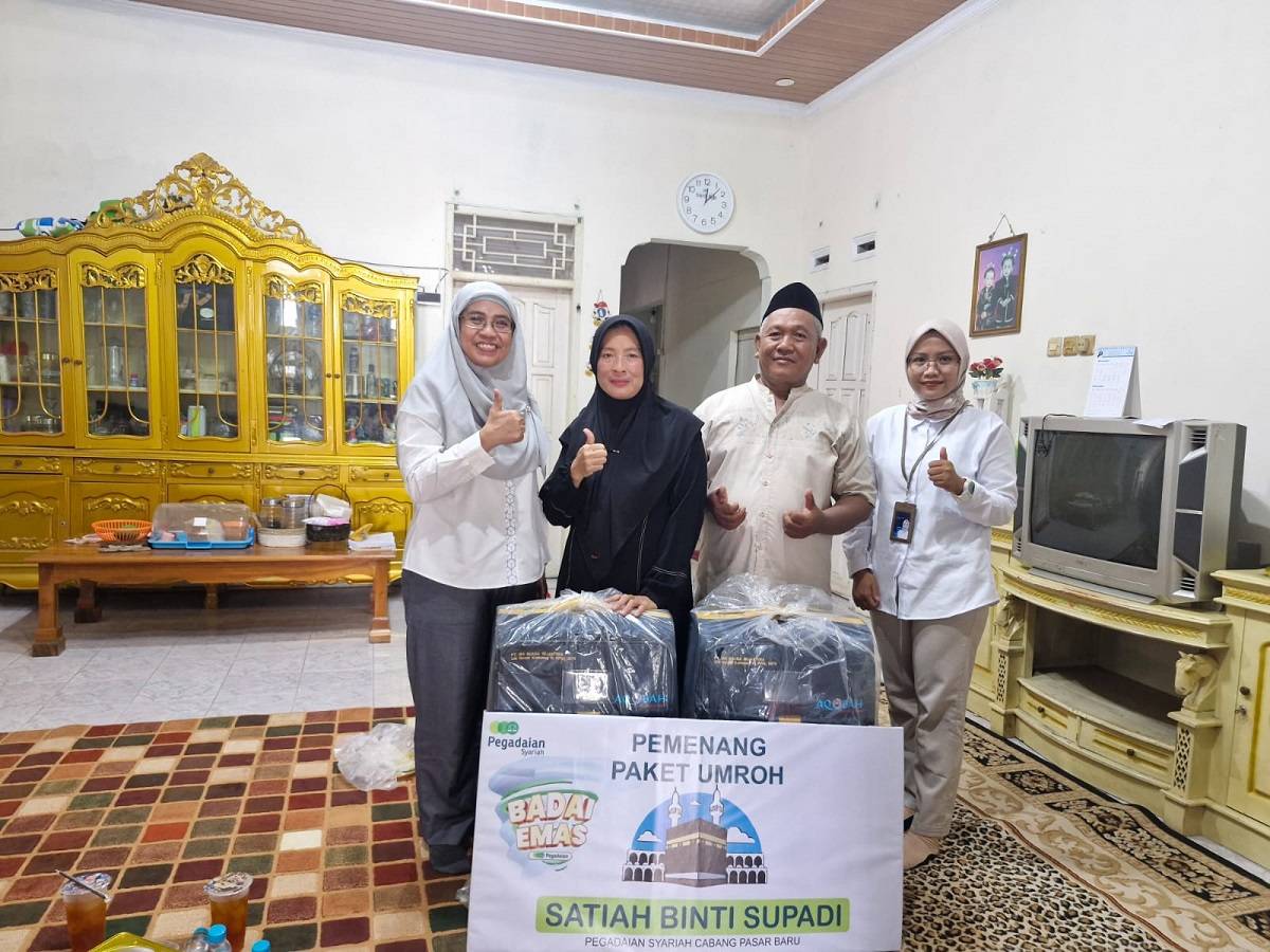 Pegadaian Jabar Wujudkan Impian Umrah Nasabah Melalui Program Badai Emas