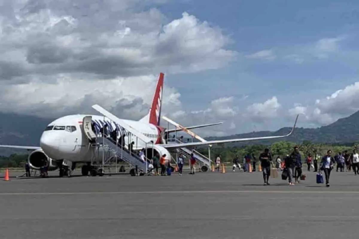 5 Bulan Ditutup Akibat Erupsi Gunung Lewotobi Laki-Laki, Bandara Frans Seda Maumere Kembali Beroperasi