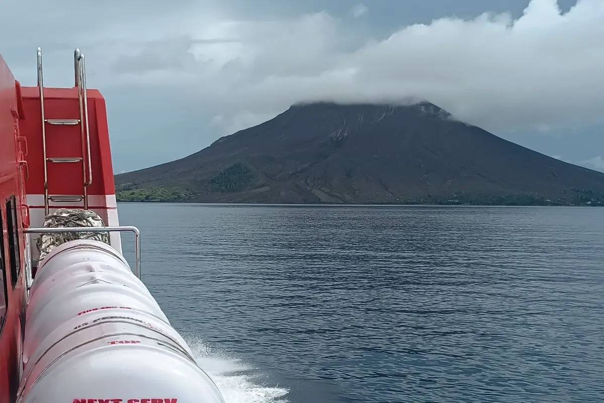 Gunung Ruang Alami Gempa Vulkanik 22 Kali, Ini Kondisinya