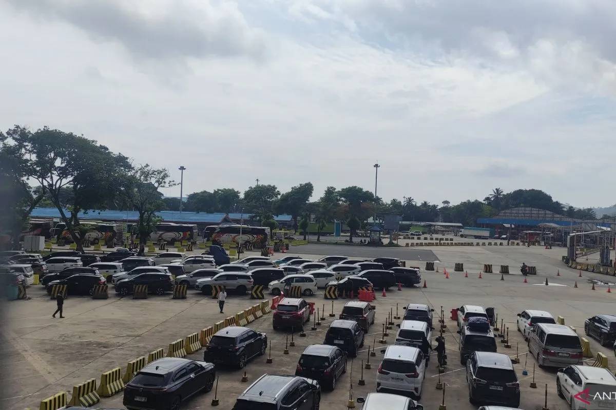 Urai Antrean di Pelabuhan Bakauheni, Petugas Terapkan Delay System