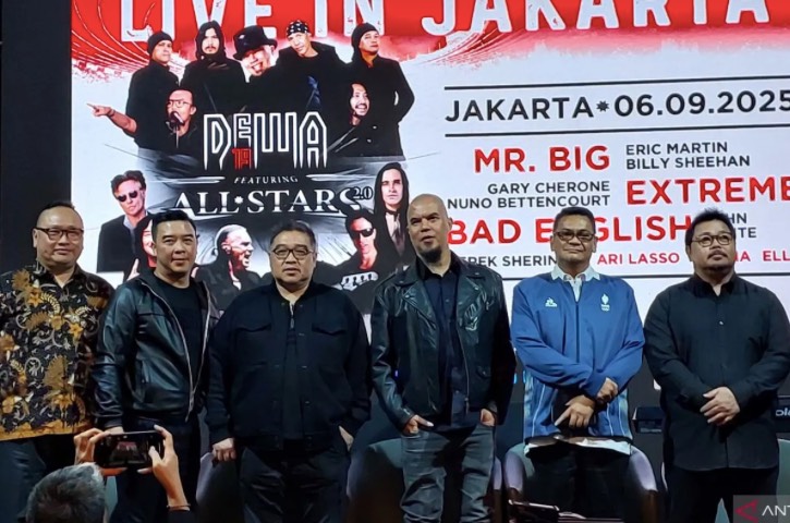 Konser Dewa 19 Ditunda, Penonton Dapat Jersey Spesial Timnas Indonesia