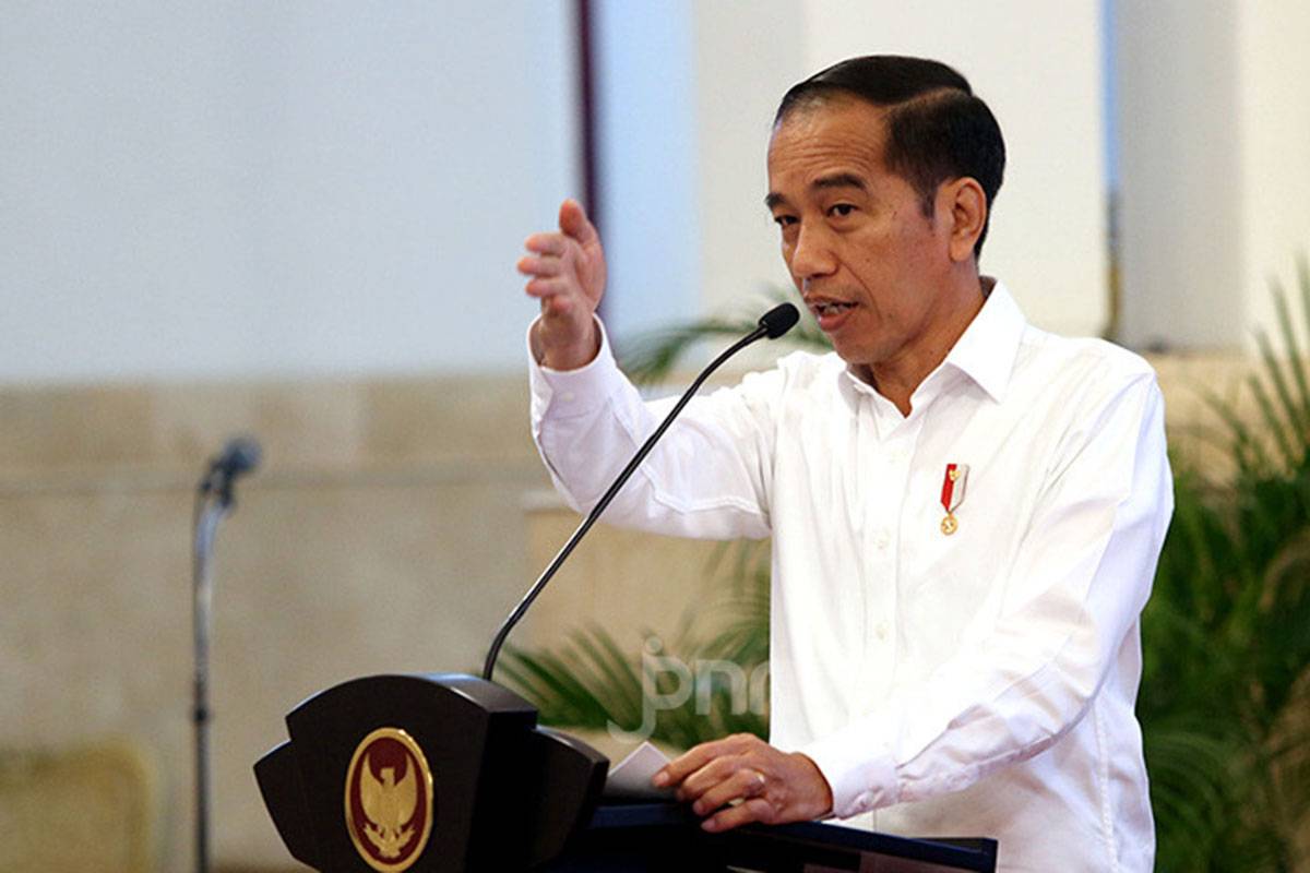 Beri Pesan Khusus ke Gibran, Jokowi: Ojo Kemajon