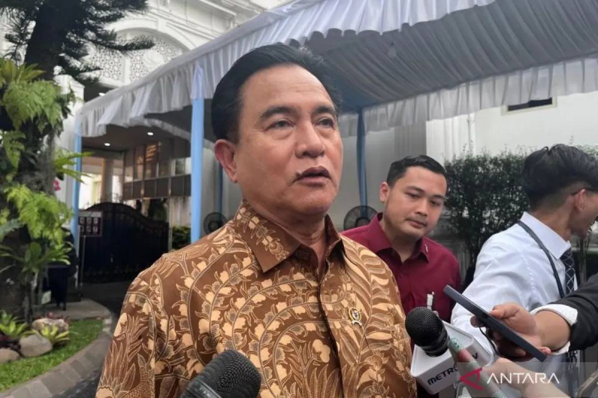 Yusril Bicara Soal Penahanan Hasto: Hormati Proses Hukum