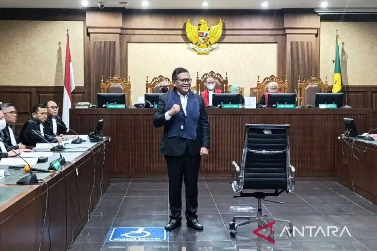 Hasto Kristiyanto Didakwa Rintangi Penyidikan dan Suap ke KPU