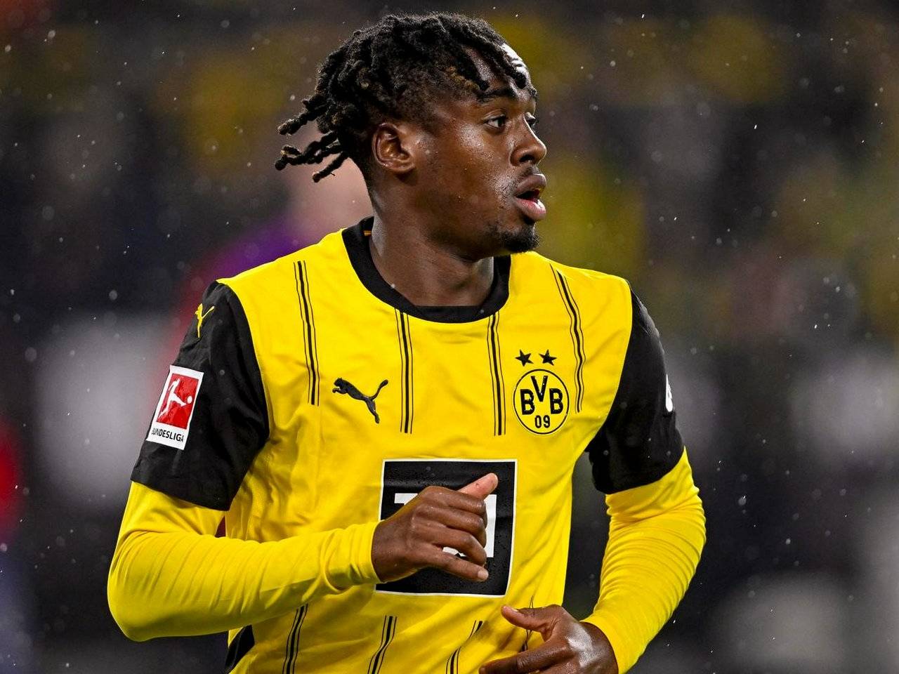Real Madrid Incar Jamie Gittens, Borussia Dortmund Beri Diskon