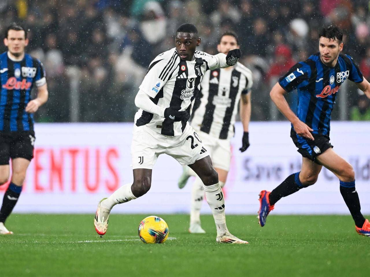 Jual Alexander Isak ke Liverpool, Newcastle United Rekrut Randal Kolo Muani