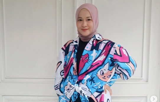 Kiesha Alvaro Sering Bantu Keluarga, Okie Agustina Malu