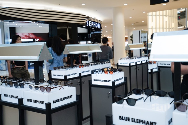Kick Avenue dan KREAM Buka Pop Up Store Pertama Kacamata Blue Elephant di Indonesia