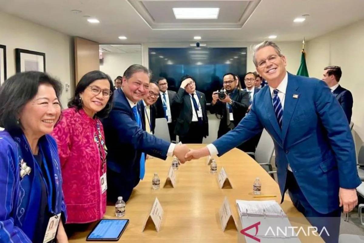 Airlangga Jumpa Menkeu AS Bahas Tarif Resiprokal