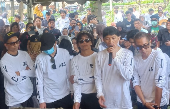 Bimbim Slank Sebut Bunda Iffet Tidak Punya Penyakit sebelum Meninggal