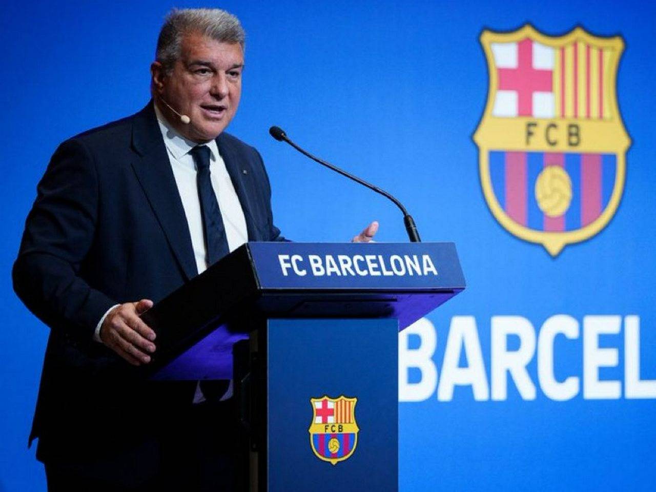 Masih Tak Terima Disingkirkan Inter Milan, Presiden Barcelona Salahkan Wasit