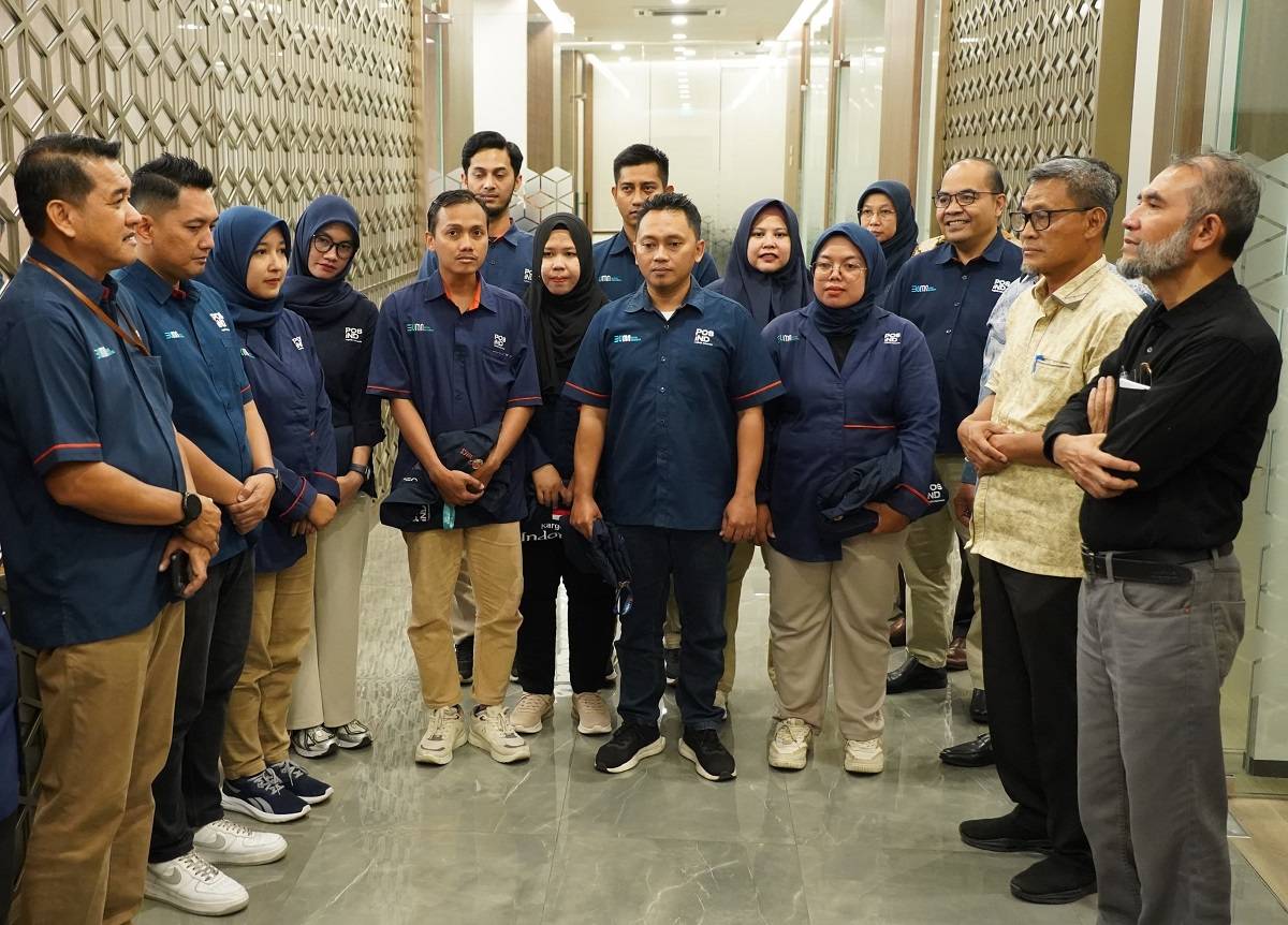 Dukung Layanan Jemaah di Tanah Suci, Pos Indonesia Perkuat Tim Kargo Haji 2025