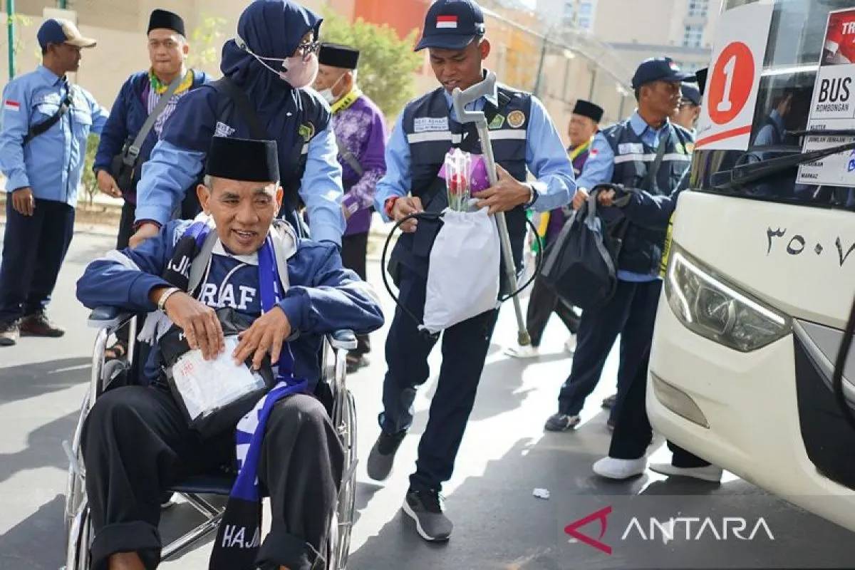 Bukti Nyata Haji Ramah Lansia, Ribuan Calon Haji Tiba di Madinah