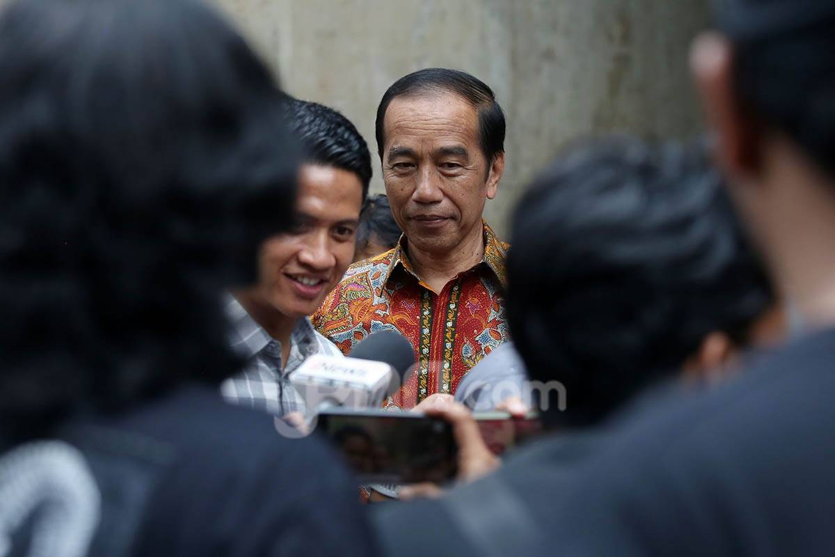 Jokowi Dinilai Kontroversial, Bisa Bikin PSI Perpanjang Status Partai Gurem