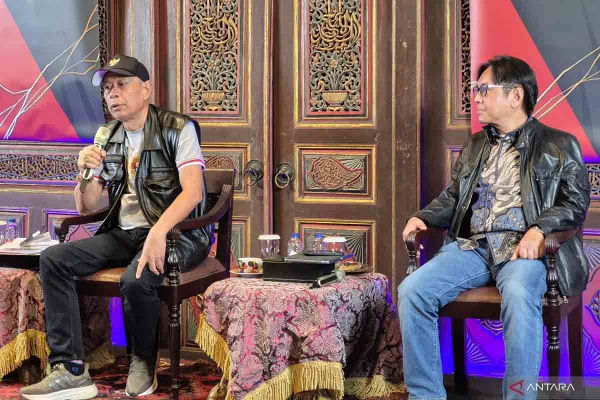 Kemensos Sebut Kajian Gelar Pahlawan untuk Soeharto Segera Selesai