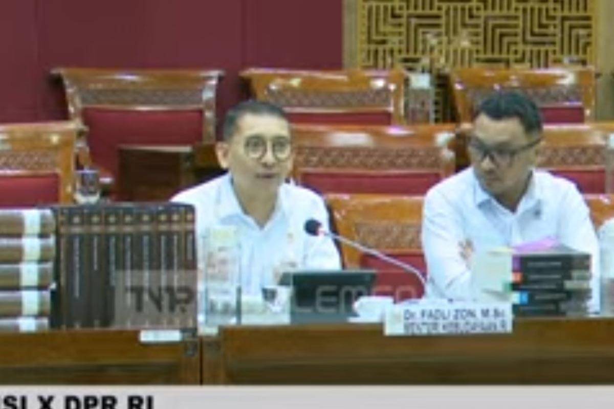 Sebut Sejarah Milik Rakyat, DPR RI Tolak Label Resmi pada Buku Proyek Kemenbud