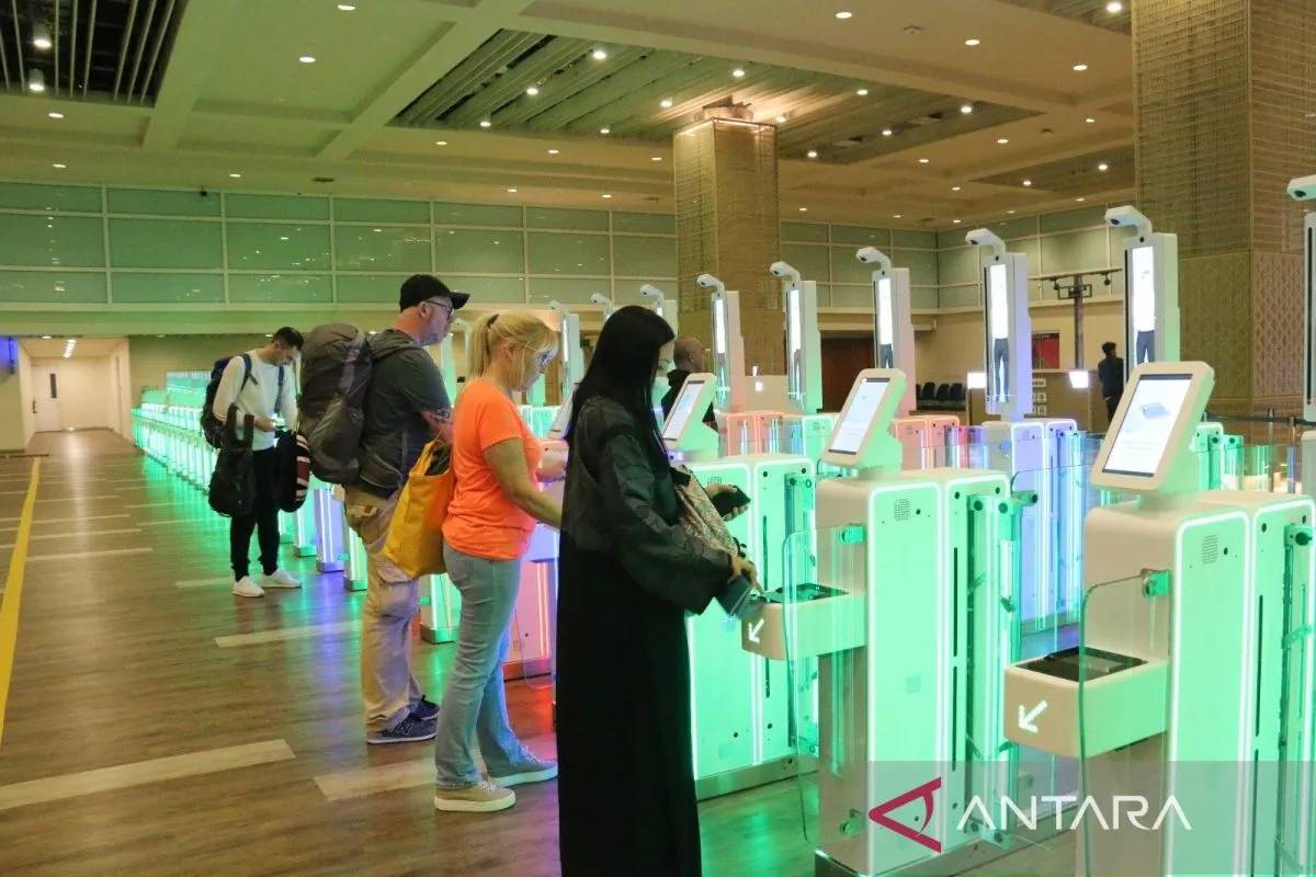 Imigrasi Perketat Aturan, WNA Tak Bisa Perpanjang Izin Tinggal dari Jarak Jauh