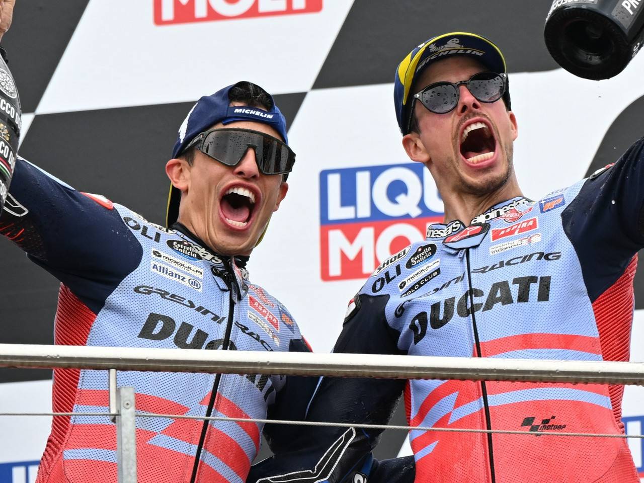 Marc Marquez Merasa Aneh Bersaing dengan Adiknya di MotoGP 2025