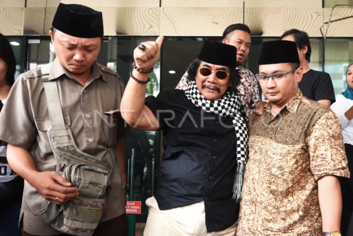 Sakit Diabetes, Jaja Miharja Harus Pakai Stocking Khusus