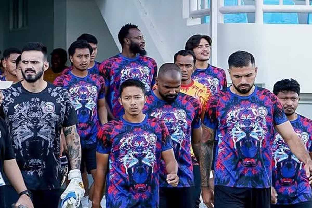 Arema FC Tak Banyak Rombak Tim, Mayoritas Pemain Dipertahankan