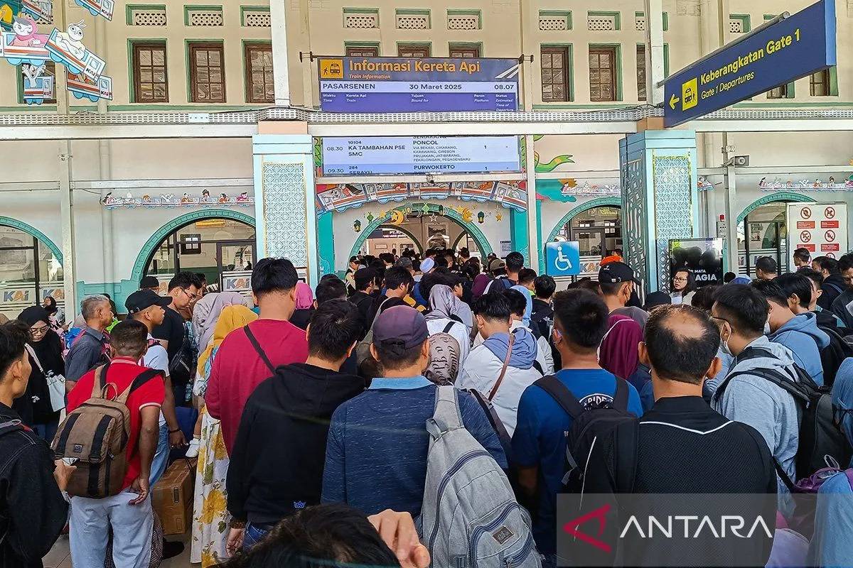 Liburan Makin Asyik! Ada Diskon Tiket Pesawat, Kereta Api, hingga Jalan Tol