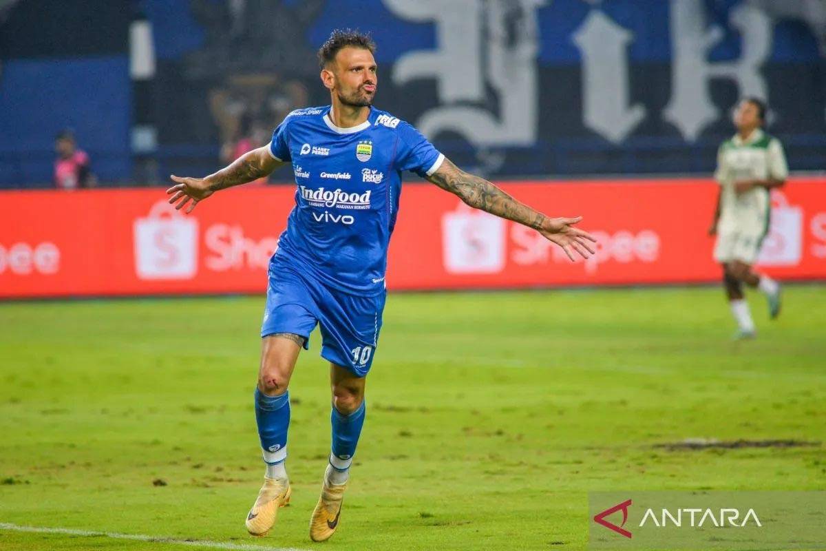 Striker Tajam Tyronne del Pino Tak Lagi Bersama Persib Bandung, Jadi ke Malut United?