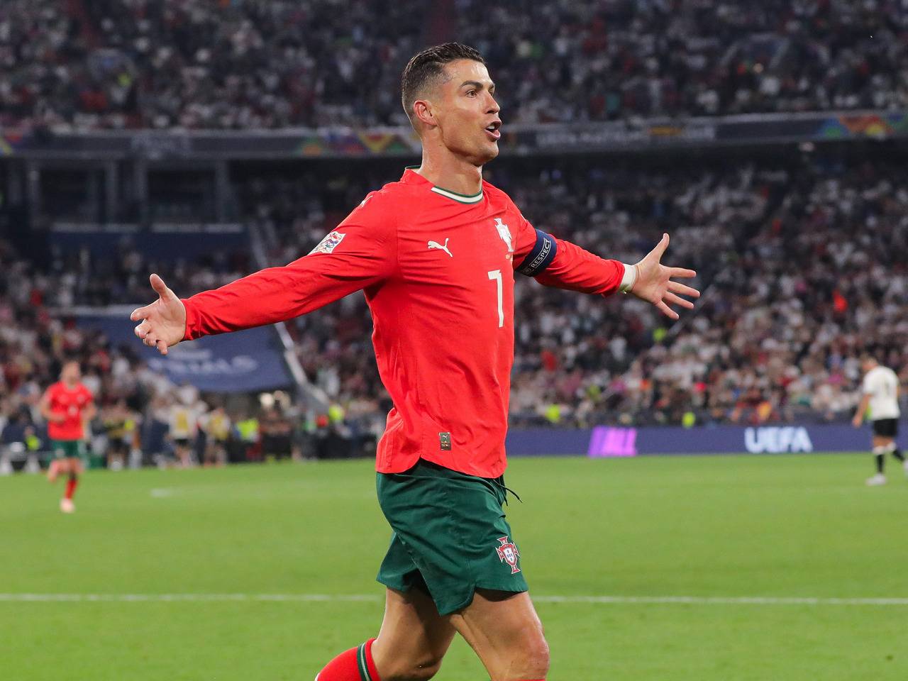 Cristiano Ronaldo Bikin Jerman Merana, Portugal Hancurkan Kutukan 25 Tahun
