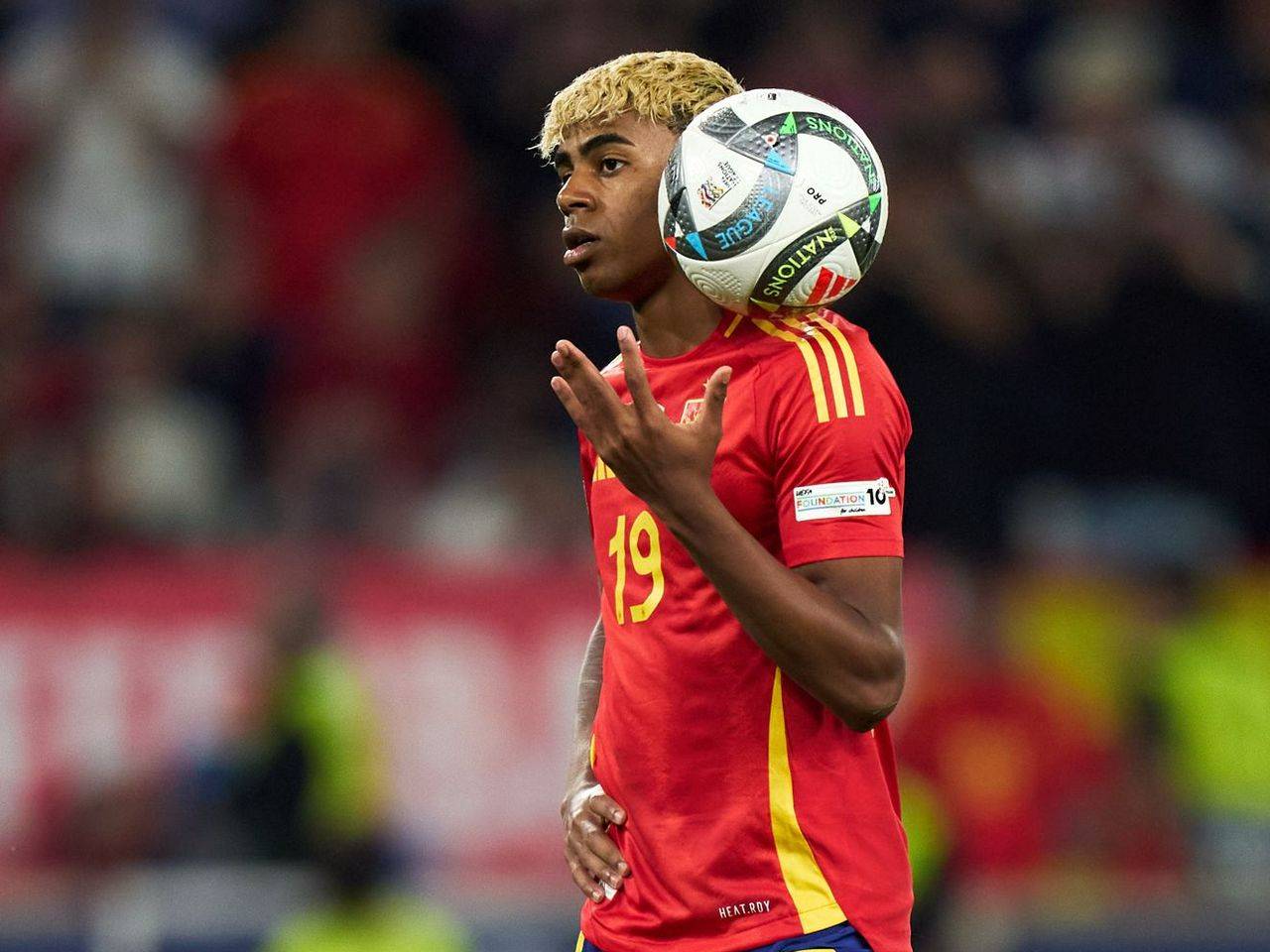 Lamine Yamal Tidak Akan Raih Ballon d'Or 2025, Kata Cristiano Ronaldo