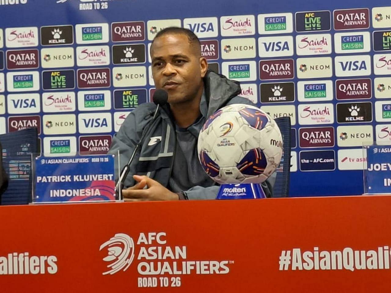 Patrick Kluivert Janji Timnas Indonesia Akan Tampil Maksimal di Arab Saudi