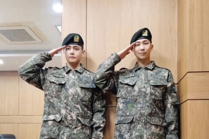 RM BTS dan V Selesai Wamil Terpendek Sepanjang Sejarah, Fans Langsung Heboh