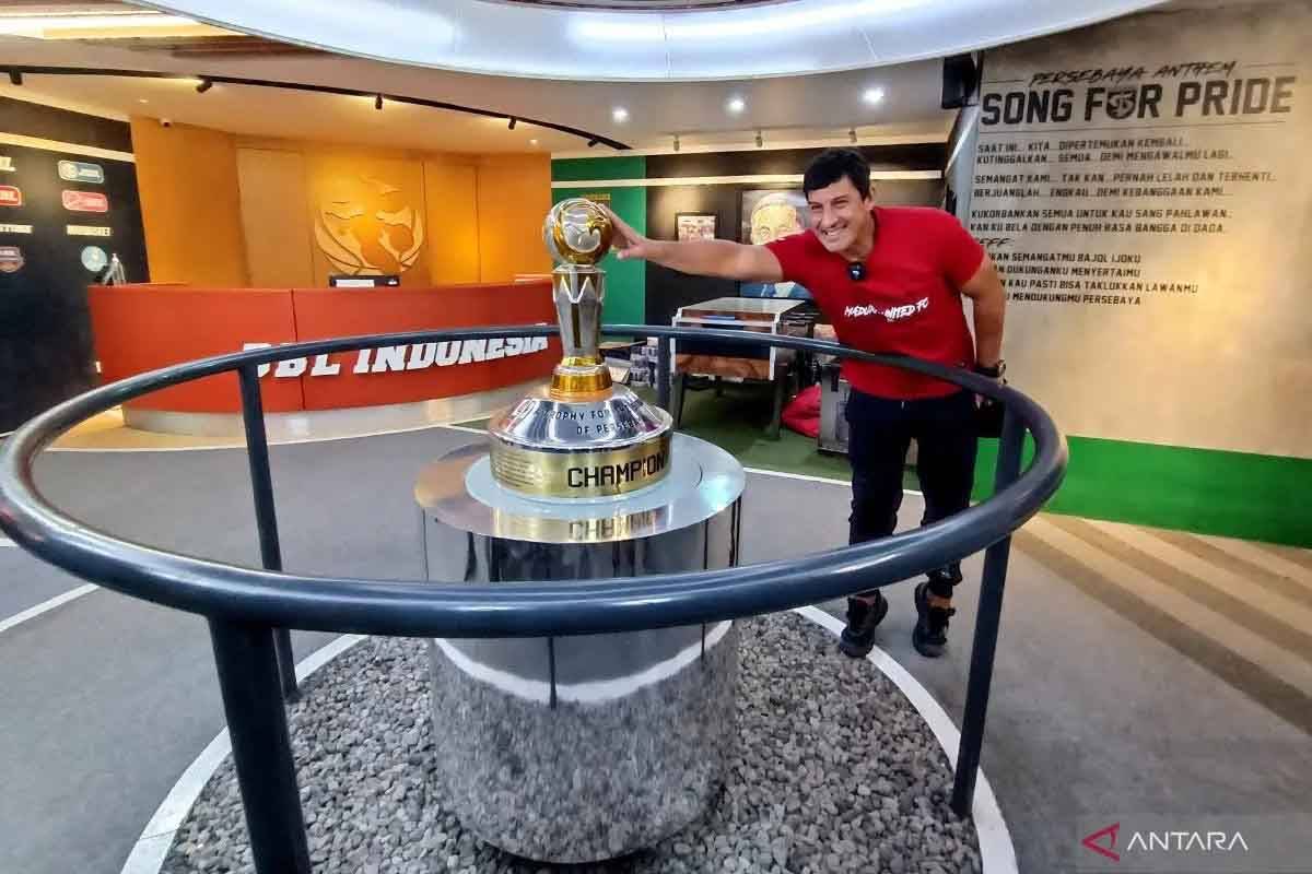 Alfredo Vera Tetap Tukangi Madura United, Diberi Keleluasaan Pilih Pemain