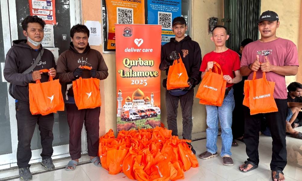 Lalamove Bagikan Daging Kurban ke Mitra Pengemudi via Program DeliverCare