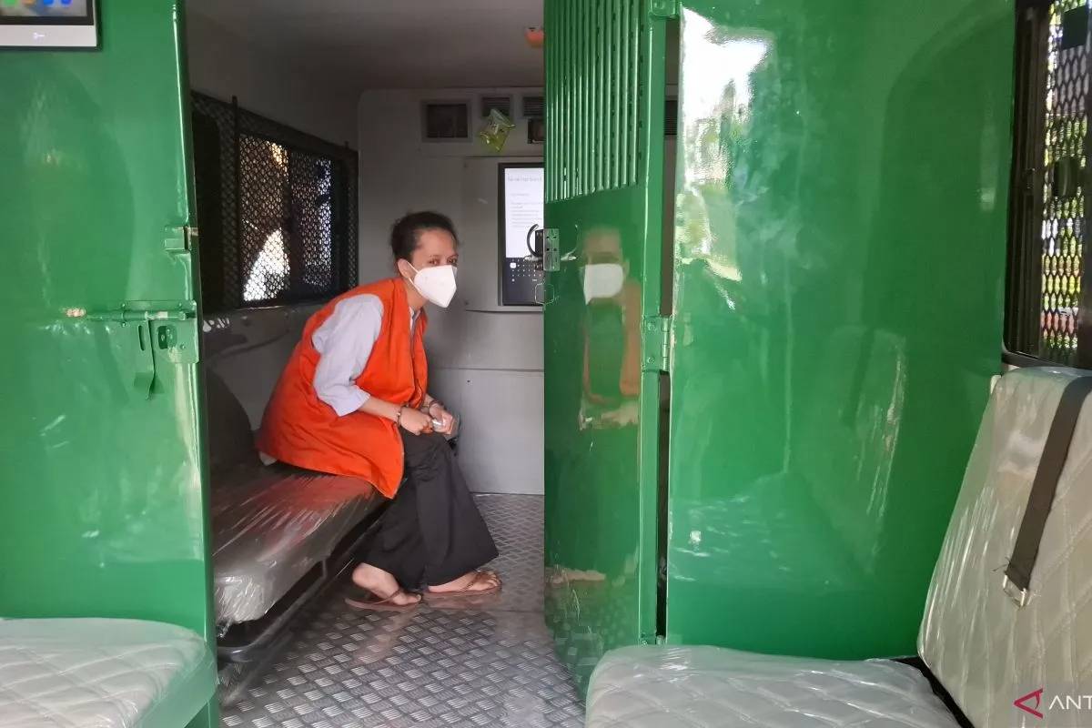 Terlibat Kasus AKBP Fajar, Penahanan Fani Diperpanjang 20 Hari ke Depan